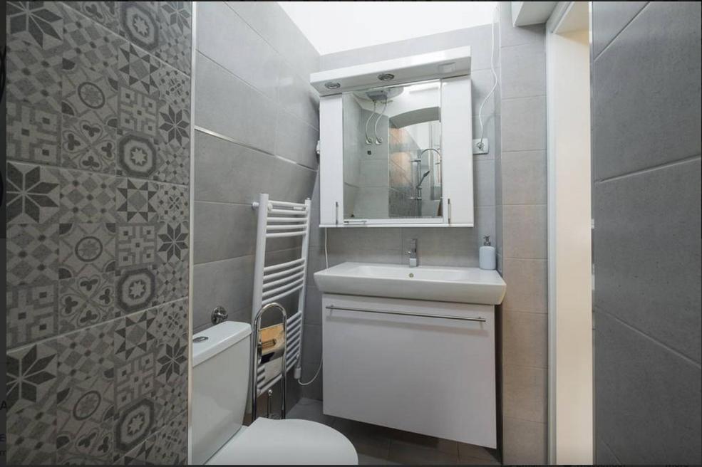 Central Charm Modern 2Br Apt-Free Parking Near Beograd Eksteriør bilde